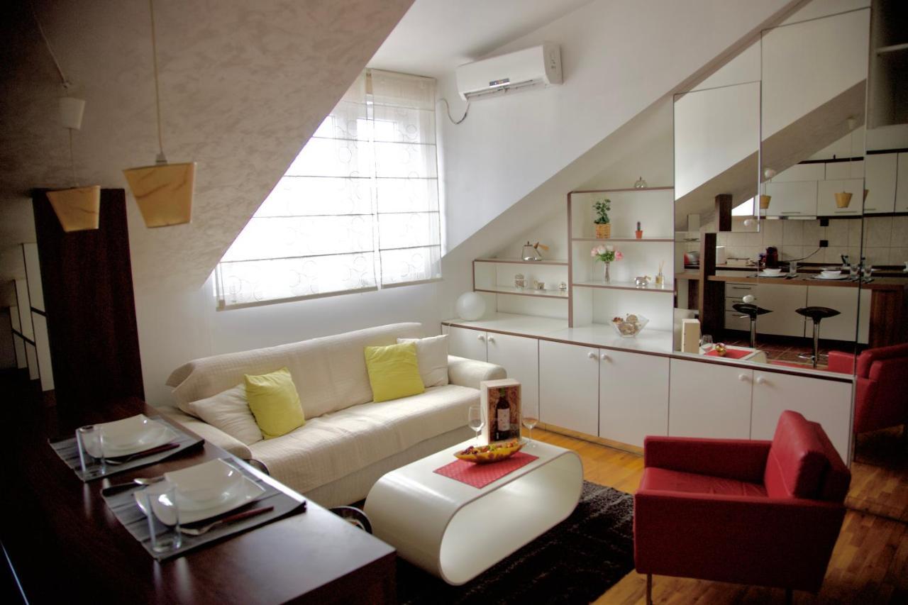 Triangle City Apartment 1 贝尔格莱德 外观 照片