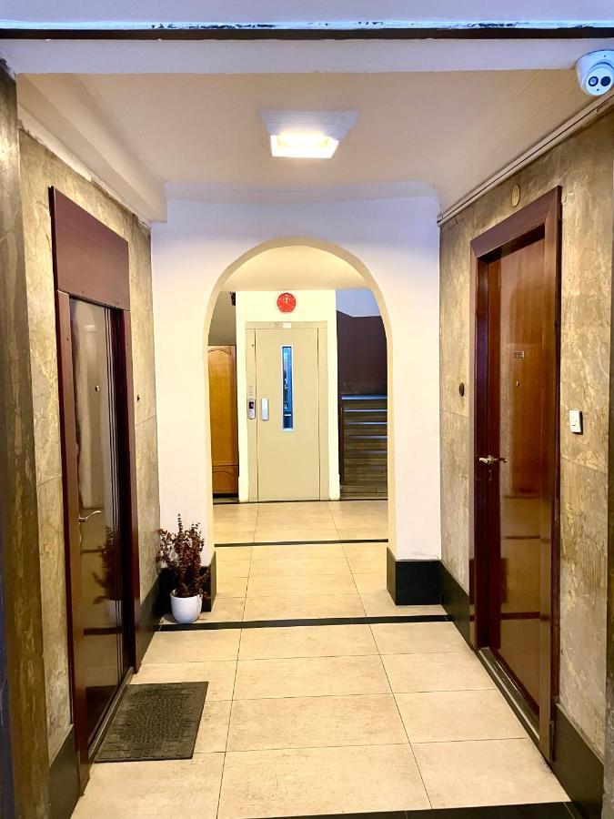 Triangle City Apartment 1 贝尔格莱德 外观 照片